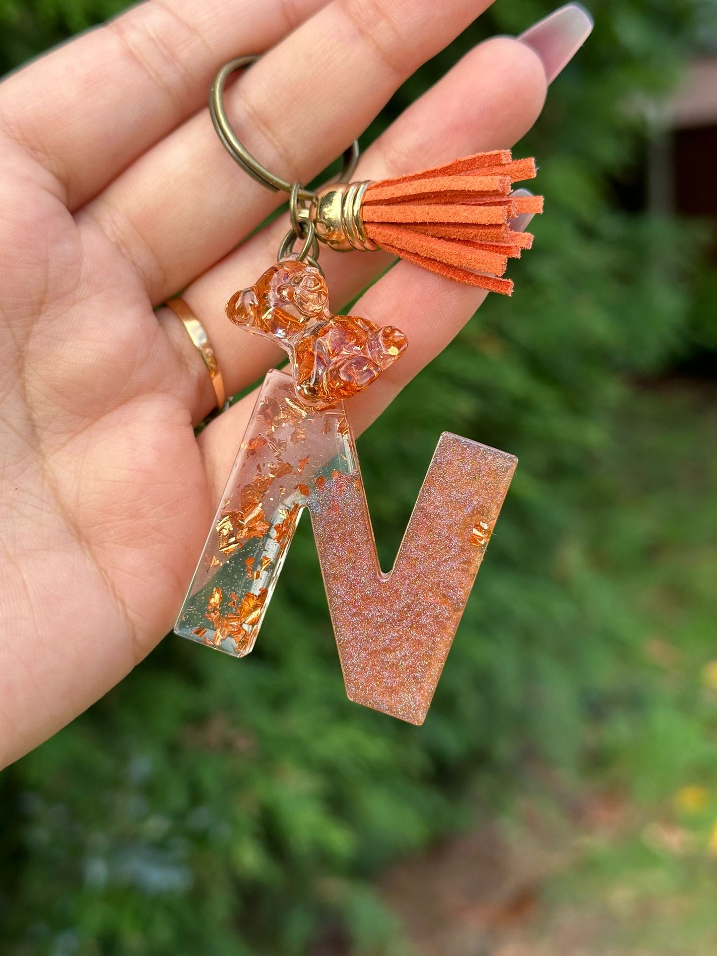 Custom Resin Alphabet Keyring with Mini Bear, Tassel, Flakes – Personalised Gift for Bags & Keys- Aesthetic Bag Charm- Letter keychain - ResinsGiftShopUK