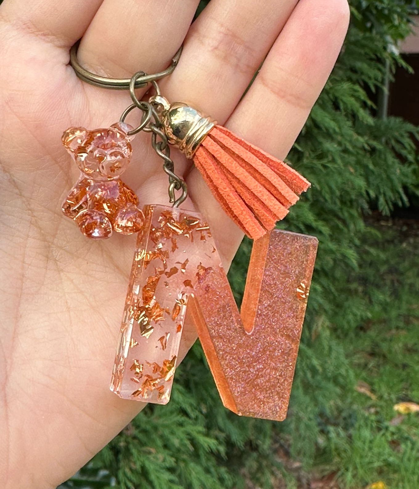 Custom Resin Alphabet Keyring with Mini Bear, Tassel, Flakes – Personalised Gift for Bags & Keys- Aesthetic Bag Charm- Letter keychain - ResinsGiftShopUK